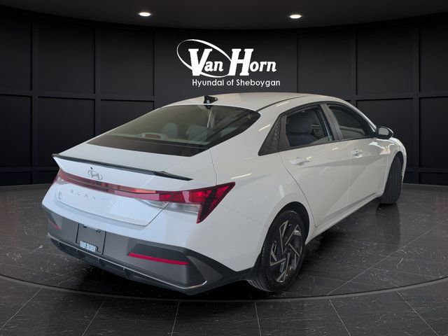 Certified 2025 Hyundai Elantra Sport FWD image 7