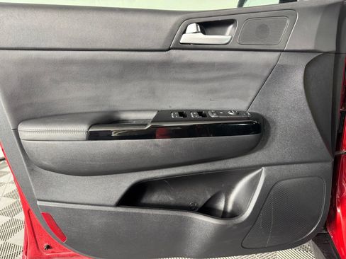 Used 2021 Kia Sportage EX image 39