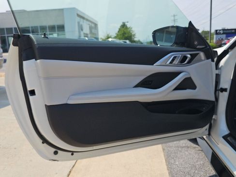 Used 2023 BMW M4 Coupe w/ Executive Package RWD image 14