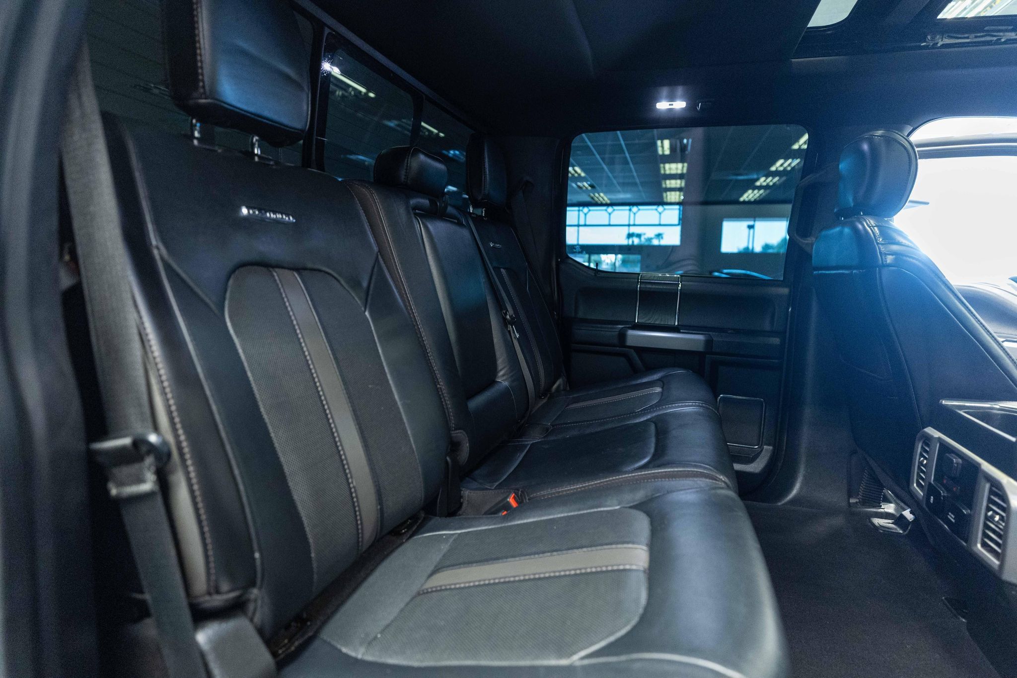 Used 2019 Ford F450 Platinum w/ Platinum Ultimate Package AWD/4WD image 15