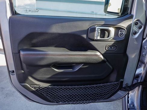 Used 2018 Jeep Wrangler Rubicon AWD/4WD image 25