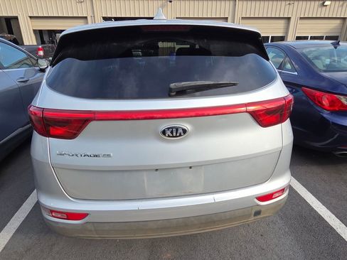 Used 2018 Kia Sportage LX FWD image 4