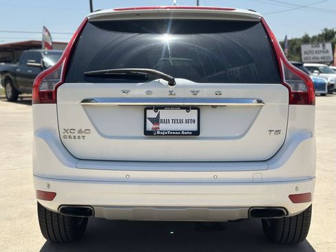 Used 2016 Volvo XC60 T5 Premier w/ Proximity Package FWD image 6