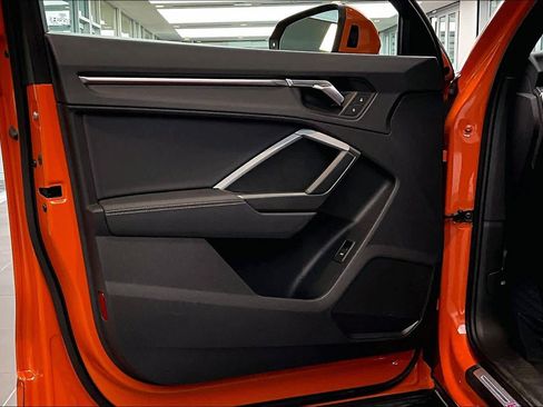 Used 2021 Audi Q3 2.0T Premium image 21