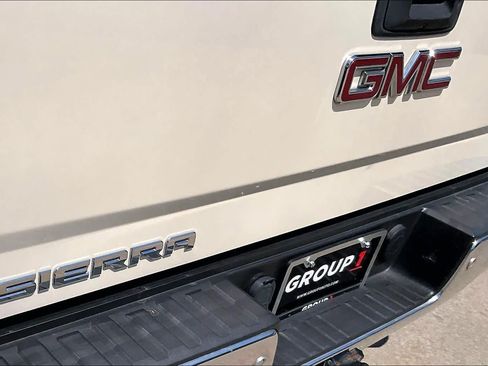 Used 2014 GMC Sierra 1500 SLT w/ SLT Crew Cab Value Package AWD/4WD image 30