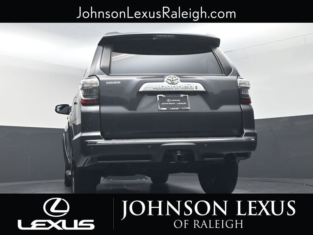 Used 2020 Toyota 4Runner Limited RWD image 18