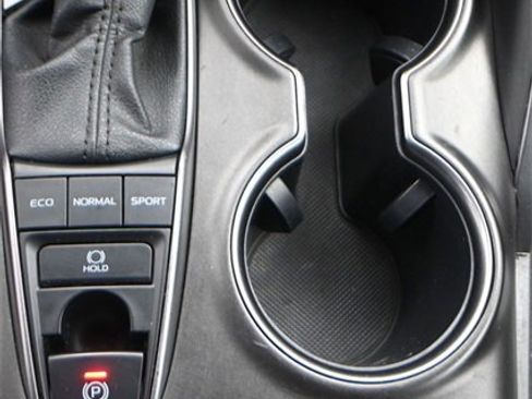 Used 2024 Toyota Camry XSE image 19