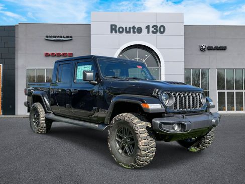 New 2026 Jeep Gladiator Sport AWD/4WD image 1