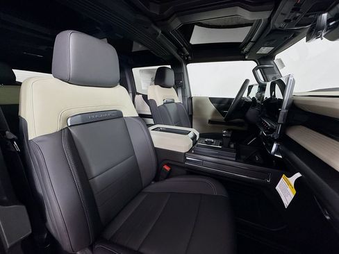 New 2026 GMC Hummer EV SUV image 32