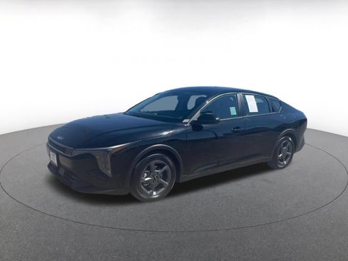 Used 2025 Kia K4 FWD image 4