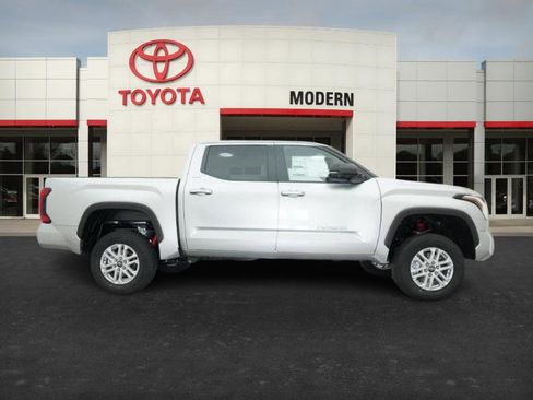 New 2026 Toyota Tundra SR5 image 26