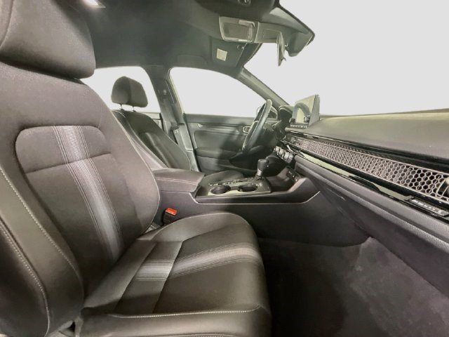 Used 2025 Honda Civic Sport image 28