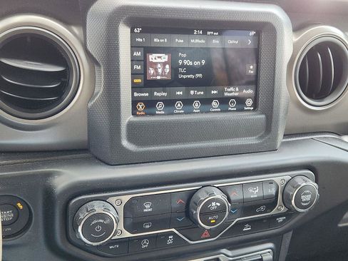 Used 2021 Jeep Wrangler Unlimited Willys image 18