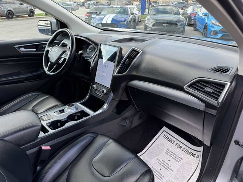 Used 2021 Ford Edge Titanium image 27