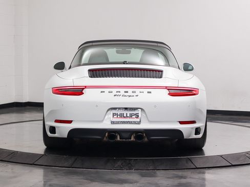 Used 2019 Porsche 911 Targa 4 AWD/4WD image 18