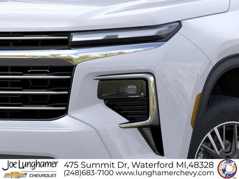 New 2027 Chevrolet Traverse LT w/ Driver Confidence Package AWD/4WD image 12