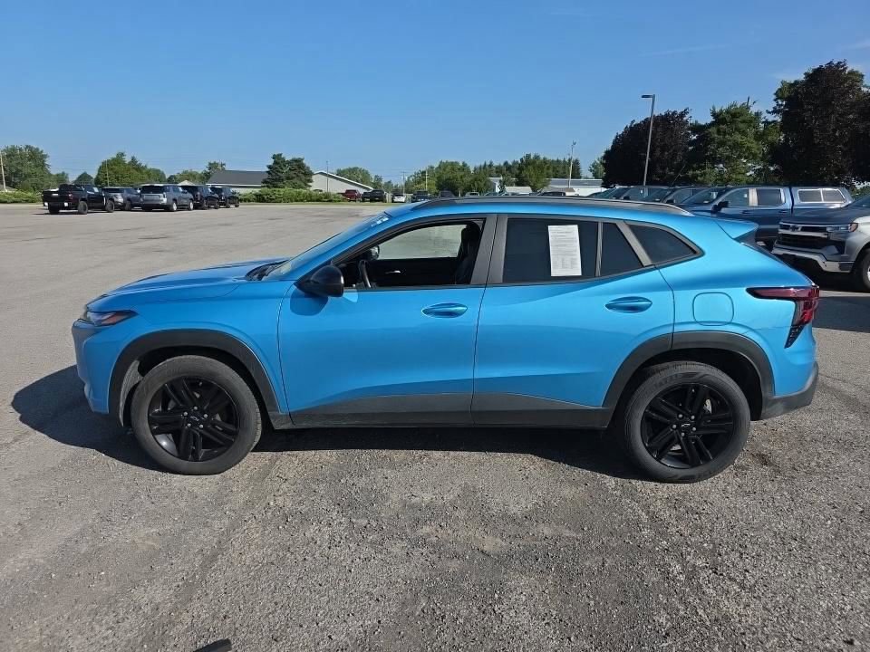 Used 2025 Chevrolet Trax ACTIV w/ Driver Confidence Package FWD image 6