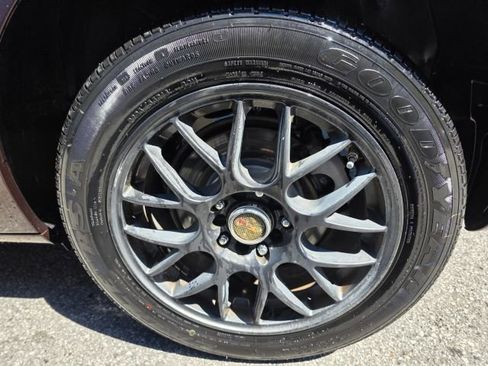 Used 2009 Scion xB FWD image 10