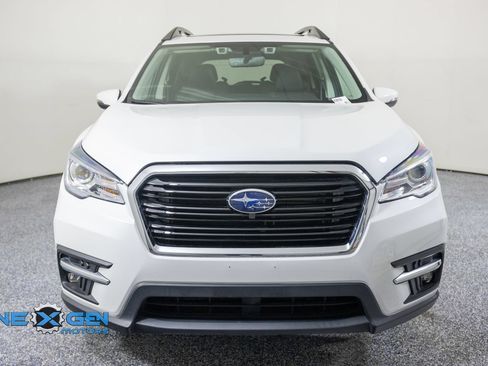 Used 2022 Subaru Ascent Limited w/ Technology Package AWD/4WD image 2