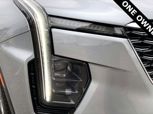 Certified 2024 Cadillac XT4 Premium Luxury image 31