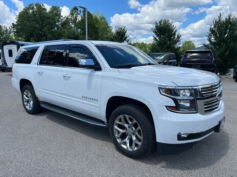 Used 2016 Chevrolet Suburban LTZ AWD/4WD image 9
