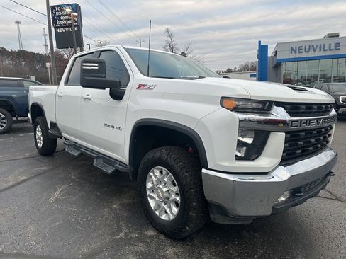 Used 2021 Chevrolet Silverado 2500 LT w/ Convenience Package image 1