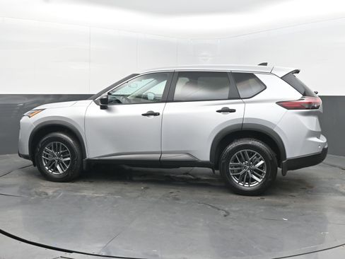 Certified 2025 Nissan Rogue S image 5