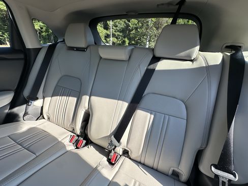 Used 2026 Honda HR-V EX-L image 10
