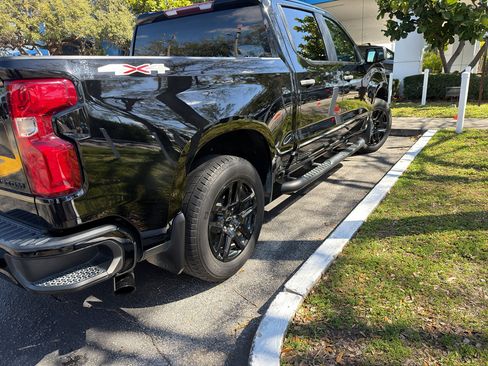 Used 2021 Chevrolet Silverado 1500 Custom w/ Rally Edition image 10