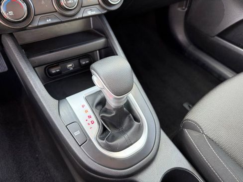 Used 2023 Kia Forte LXS image 26