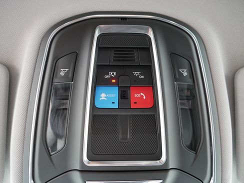 Used 2023 Jeep Grand Cherokee Laredo AWD/4WD image 34