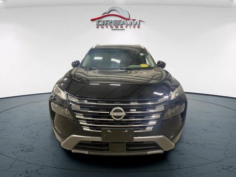 Used 2024 Nissan Rogue SL w/ SL Premium Package AWD/4WD image 3
