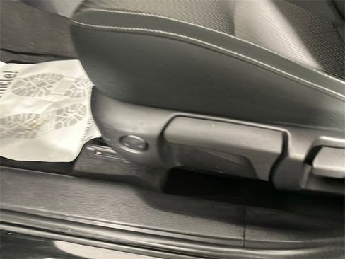 Used 2022 Mitsubishi Outlander ES image 20