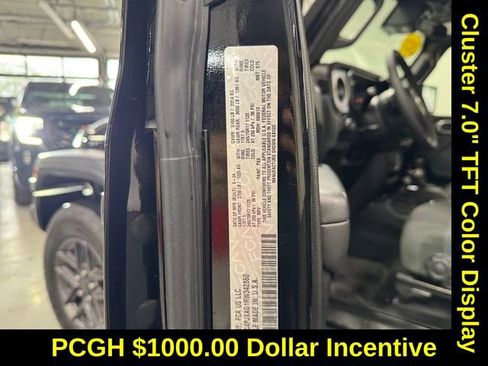 Used 2024 Jeep Wrangler Sport S image 28