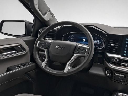 Used 2024 Chevrolet Silverado 1500 RST AWD/4WD image 33