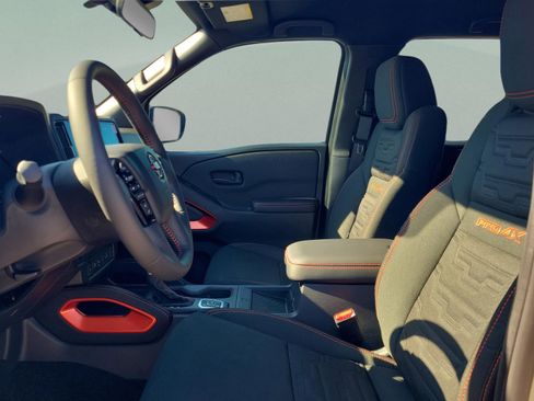 New 2026 Nissan Frontier PRO-4X w/ Pro-4x Convenience Package image 21