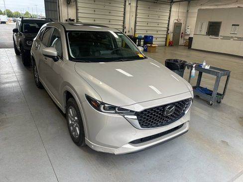 Used 2025 MAZDA CX-5 AWD 2.5 S w/ Preferred Package image 1