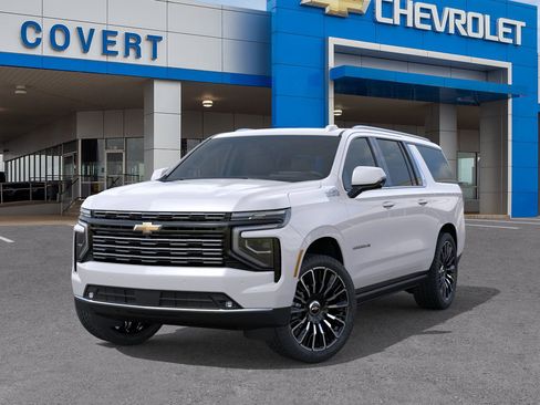 New 2025 Chevrolet Suburban High Country image 6
