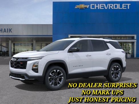 New 2026 Chevrolet Equinox RS FWD image 2