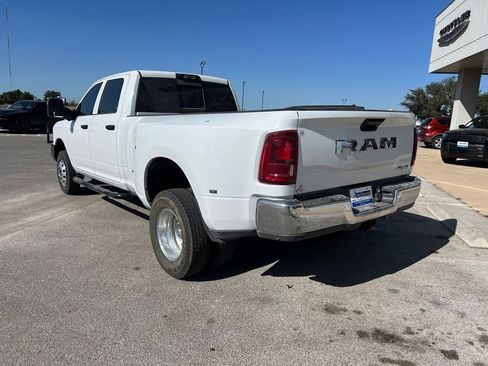 Used 2026 RAM 3500 Tradesman AWD/4WD image 3