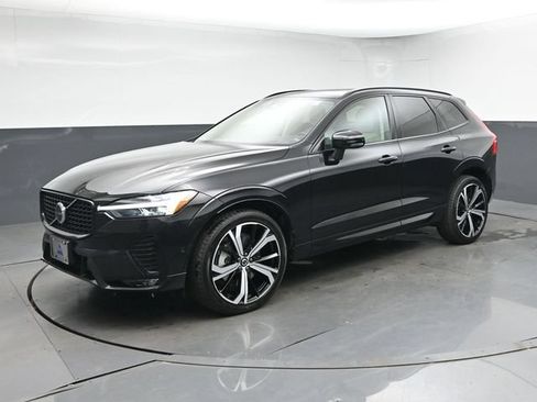 Used 2023 Volvo XC60 B6 Ultimate w/ Climate Package AWD/4WD image 4
