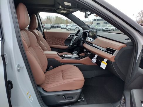 New 2026 Mitsubishi Outlander SEL image 12