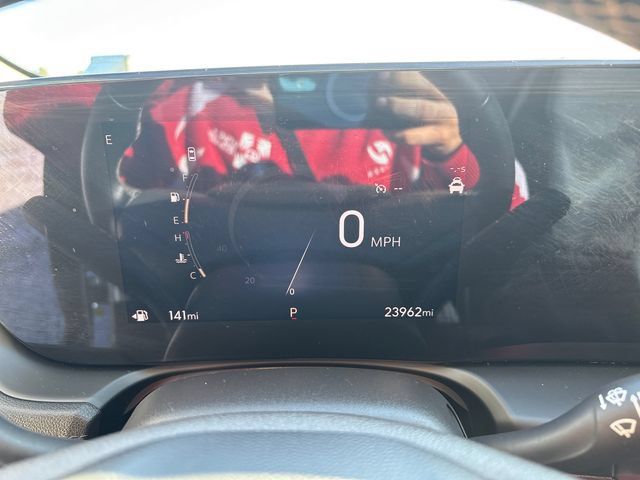 Used 2025 Buick Encore GX Preferred AWD/4WD image 18