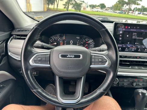 Used 2022 Jeep Compass Limited AWD/4WD image 10