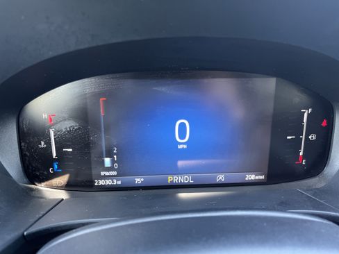 Used 2025 Ford Escape ST-Line AWD/4WD image 25