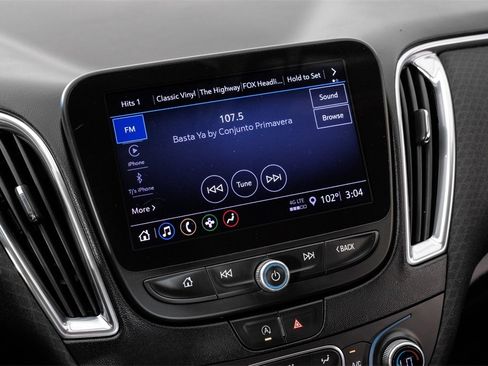 Used 2021 Chevrolet Malibu LT image 27