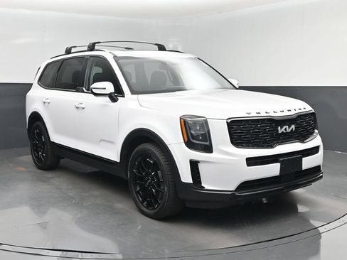 Used 2022 Kia Telluride EX w/ EX Premium Package AWD/4WD image 8