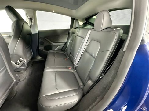 Used 2023 Tesla Model Y Long Range image 21