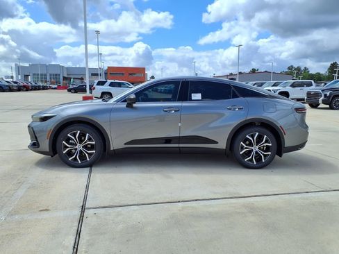 New 2026 Toyota Crown XLE AWD/4WD image 8