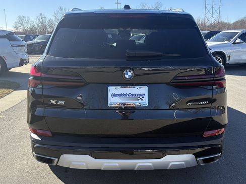 Used 2024 BMW X5 xDrive40i image 9